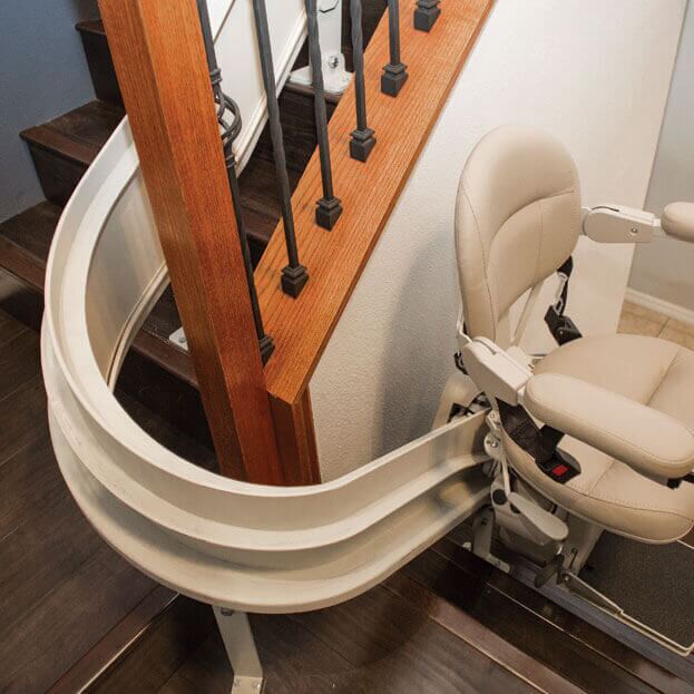 Curved stairlift