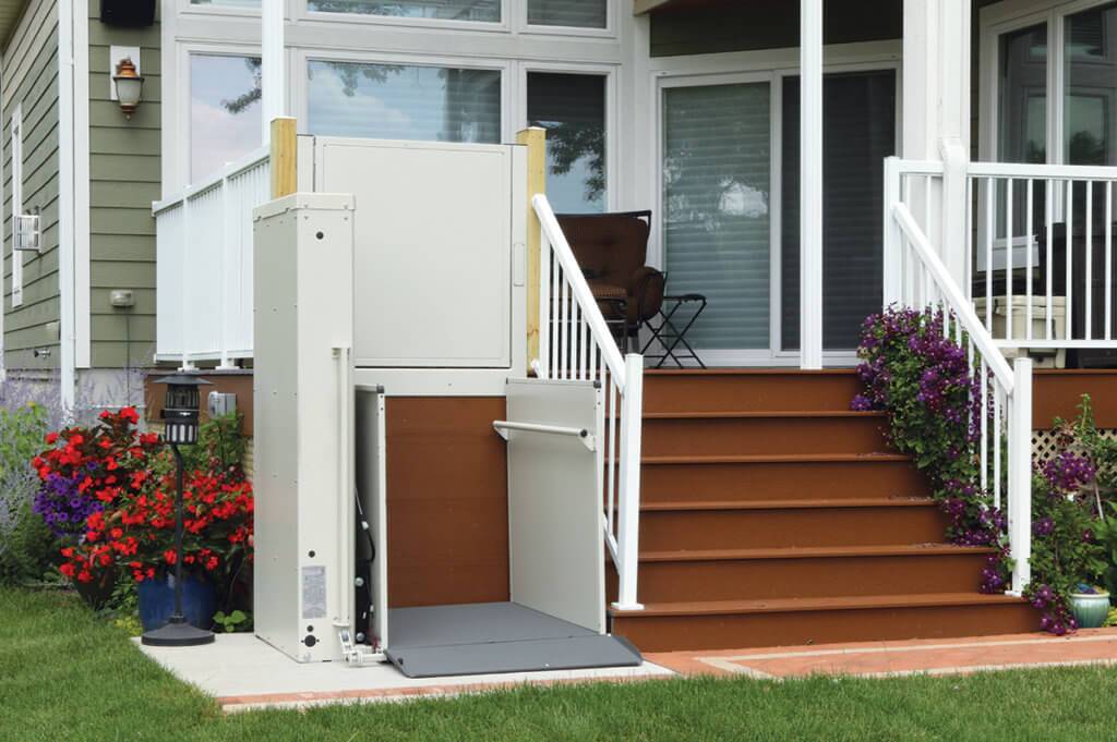 vertical platform lift on residential porch