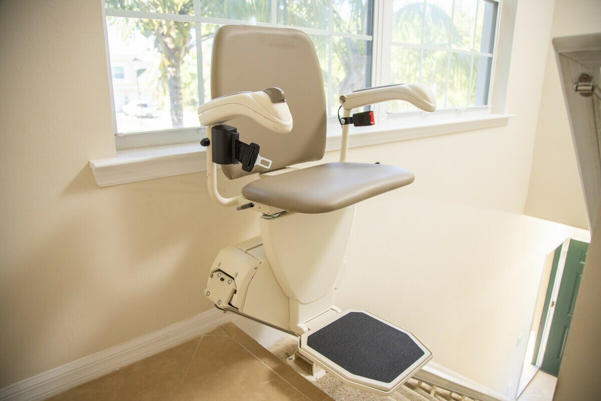 Harmar Pinnacle SL600 stairlift