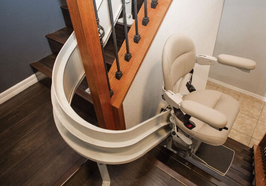 Curved stairlift